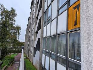 14 oktober 2022: Blok 7 in de Modelwijk van Laken wacht nog op renovatie