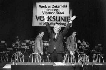18 oktober 1981: Hugo Schiltz en Vic Anciaux op het Verkiezingscongres van de Volksunie