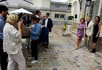 11 juli 2022: Will Tura, gefotografeerd door Hilde Crevits op de viering van de Vlaamse feestdag aan het Martelarenplein