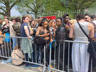 Zondag 14 mei 2023: fans in de rij voor de "Renaissance World Tour" van Beyoncé in het Koning Boudewijnstadion in Brussel.