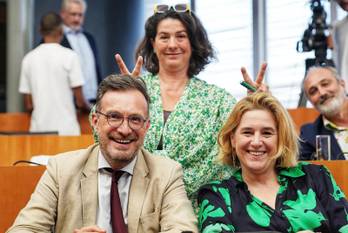25 juni 2024. Eedaflegging leden Brussels parlement: Pascal Smet (Vooruit), Lotte Stoops en Elke Van den Brandt (Groen)