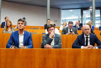 25 juni 2024. Eedaflegging leden Brussels parlement: Benjamin Dalle (CD&V), Sven Gatz (Open VLD) en David Leisterh (MR)