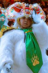 Fotografe en BRUZZ-redacteur Maya Callizaya Terceros presenteert in ‘Sombrero, gorro, tocado’ vijftig foto's van haar reizen in Bolivia, met als rode draad: hoofddeksels.