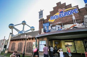30-08-2017 Bruparck bij het atomium
