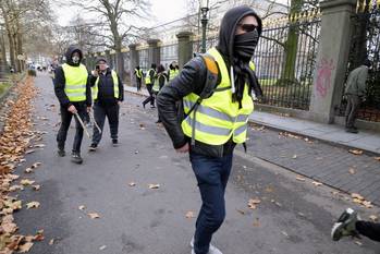 Manifestatie "Gele hesjes" loopt uit de hand