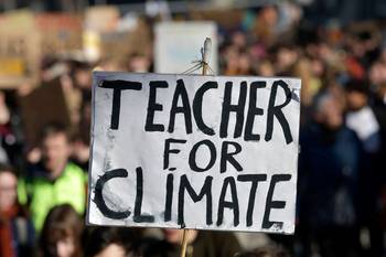 14 februari 2019: klimaatspijbelaars krijgen steun van teachers for climate