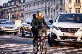 20190328 verkeer mobiliteit fiets fietser fietsers deelfiets villo auto autos Sainctelette