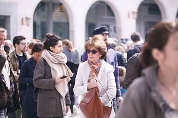 Fransen in Brussel brengen hun stem uit aan de Kunstberg