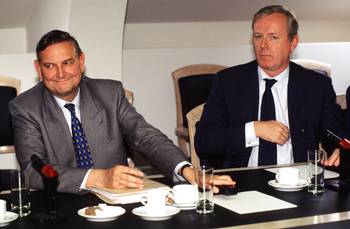 24 juni 1999: François-Xavier de Donnea en Armand De Decker (toen PRL) bij de onderhandelingen voor vorming van een regering voor het Brusselse Gewest