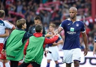 Vincent Kompany na de verloren wedstrijd van Anderlecht tegen Kortrijk begint het seizoen met een teleurstellende 2 op 12