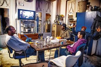 Kraakpand aan het Queteletplein in SInt-Joost-ten-Node