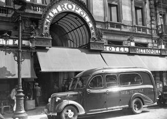 Hotel Métropole had in 1937 een eigen busdienst voor de gasten