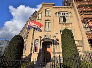 Bureau Van Eetvelde, een ontwerp van Victor Horta, Palmerstonlaan 2 in 1000 Brussel, naast Hotel Van Eetvelde (ook van Horta) op nummer 4