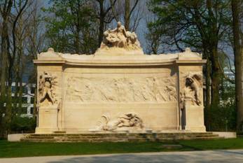 Monument voor de Belgische pioniers in Congo in het Jubelpark (Thomas Vinçotte, 1921)