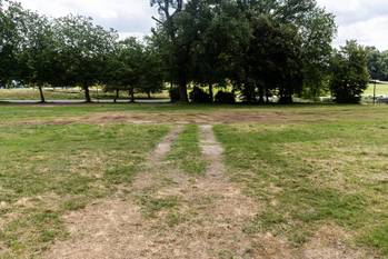 Het Ossegempark na Couleur Cafe en Core op 6 juli 032