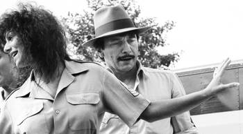 Lou Deprijck met Lou & the Hollywood Bananas op een door de RTBf georganiseerde zomertoer in augustus 1983