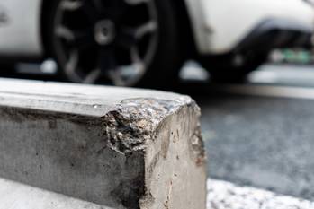 Betonblokken fietspad Wetstraat 3