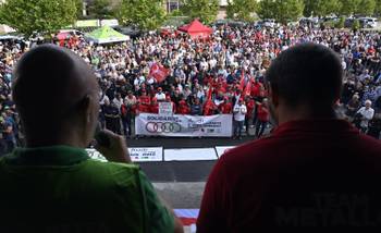 20 augustus 2024: het voortbestaan van Audi Vorst is onzeker, vakbonden staken en roepen het personeel op solidair te zijn