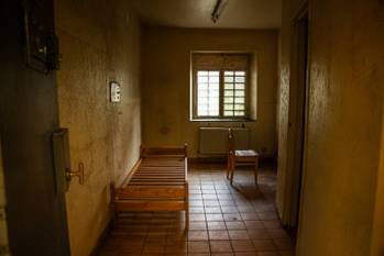 Een cel in de gesloten gevangenis van Vorst.