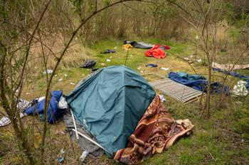 BRZ 20260408 1974 TENTJES turntaxis