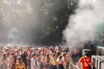 20260626 COULEUR CAFE VRIJDAG SFEER 15