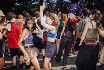 20260628 COULEUR CAFE ZONDAG BLACK STAGE 9