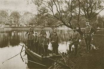 Getuigenissen WOI Soldaten vijvers Elsene sepia