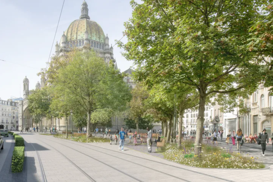 De heraanleg van de Lambermontlaan en het Koninginneplein in Schaarbeek zal in 2024 beginnen. Dit simulatiebeeld toont het er nadien zou moeten uitzien