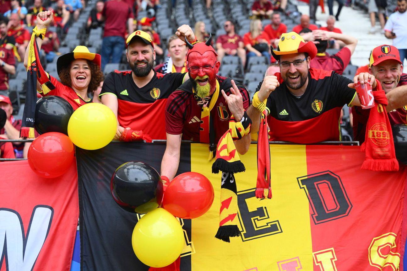17 juni 2024: supporters van de tijdens de eerste wedstrijd van de Rode Duivels op het EK voetbal 2024 de eerste groepswedtrijd tegen Slowakije