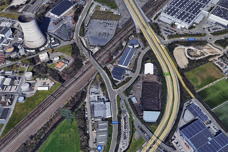 De Brusselse Ring (R0) ter hoogte van Drogenbos.