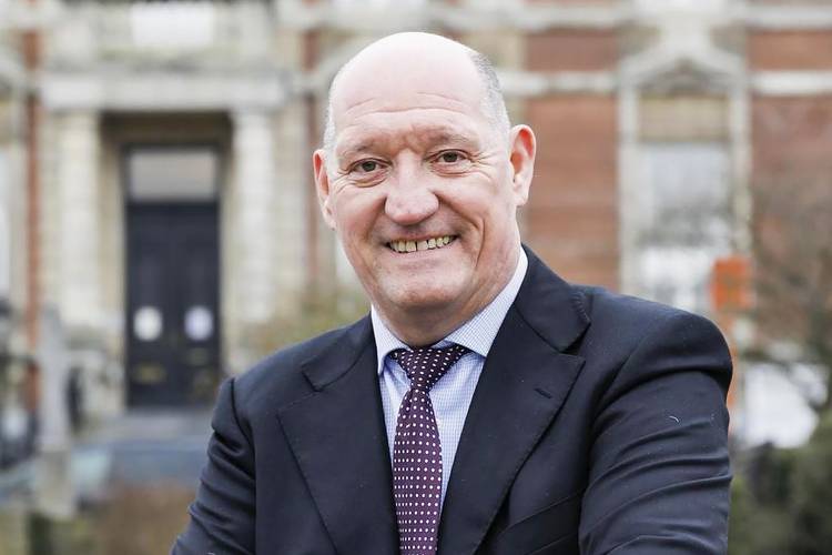 Bernard Hayette, lijsttrekker voor de PS in Ukkel Brussel