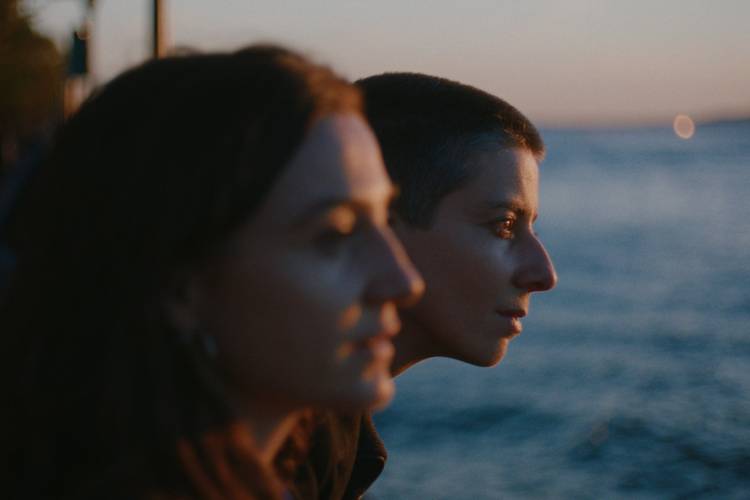 Debuutfilm Cato Kusters 'Julian' met Laurence Roothooft en Nina Meurisse.