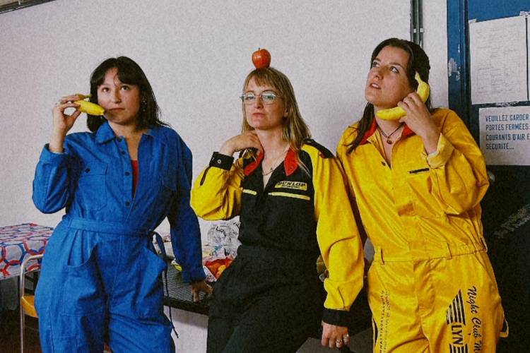 Coucou c’est moi, een van de bands die optreedt op het feministisch punkfestival Sluuur.