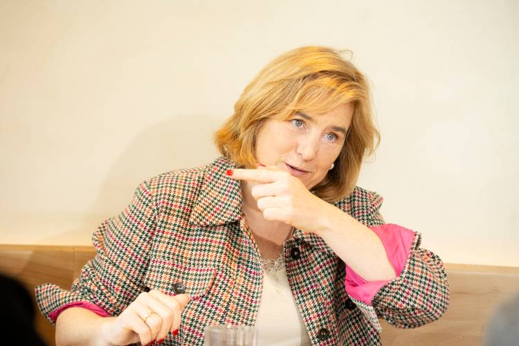 Elke Van den Brandt interview BRUZZ magazine mei 2026