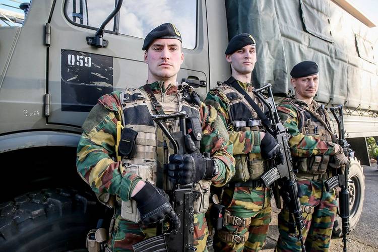 Helden aanslag Zaventem Brussels Aiport beroepsmilitairen Ben Jimmy en Yannick Belgisch leger