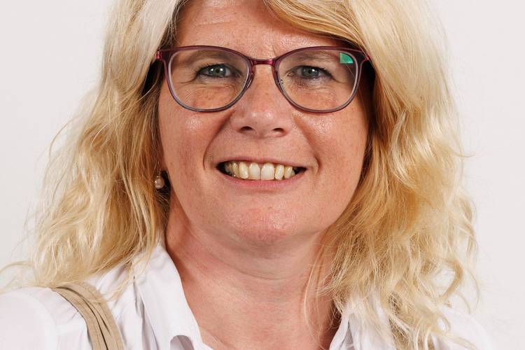 20240625 Eedaflegging Brussels parlement Francoise De Smedt (PTB) lg