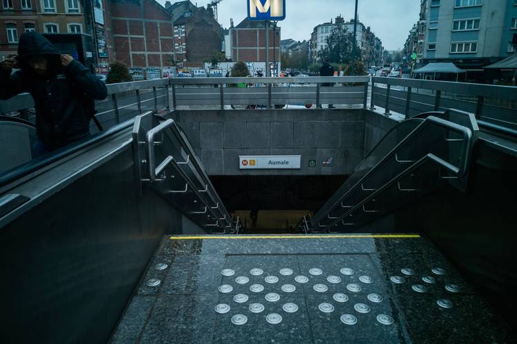 Schietpartijen metro Aumale drugproblematiek