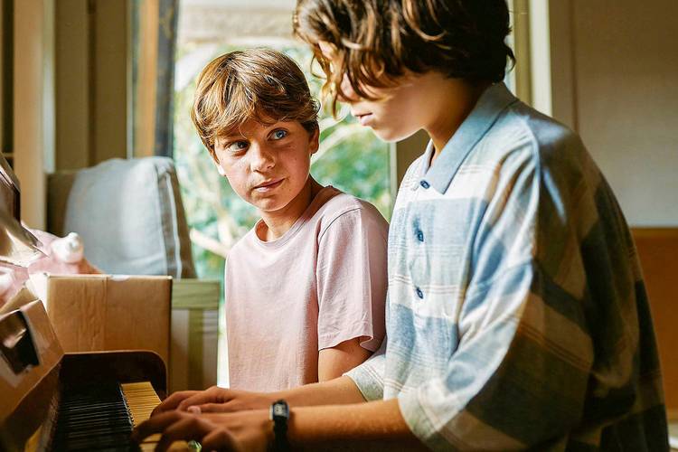 BRZ 20241218 1916 TIP 6  Young Hearts