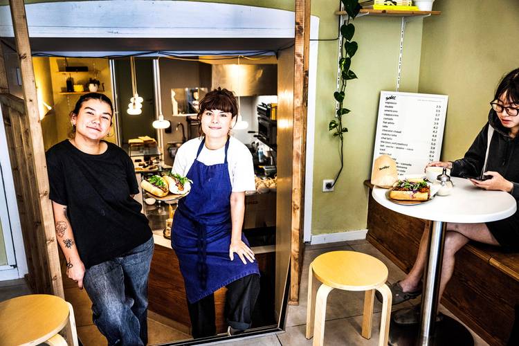 BRZ 20250910 1947 EAT AND DRINK Solti