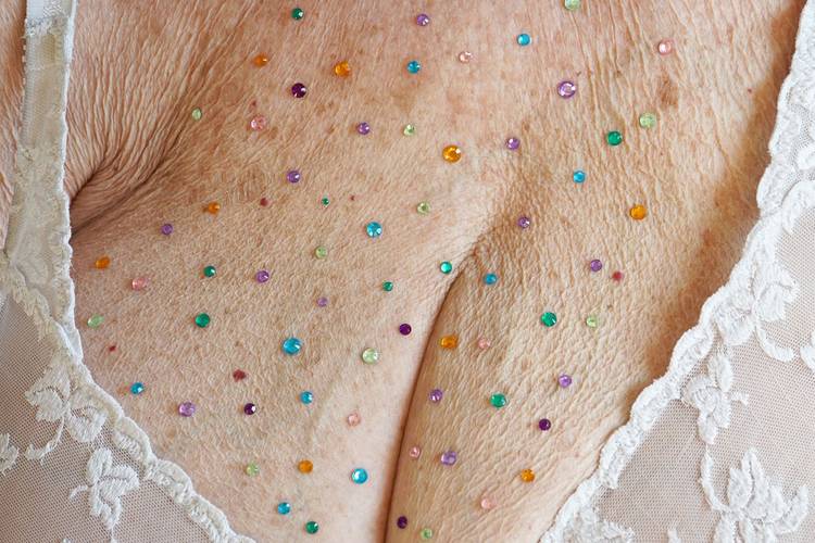 SLT012026 EXPO Picture Perfect Beauty through a Contemporary Lens Untitled