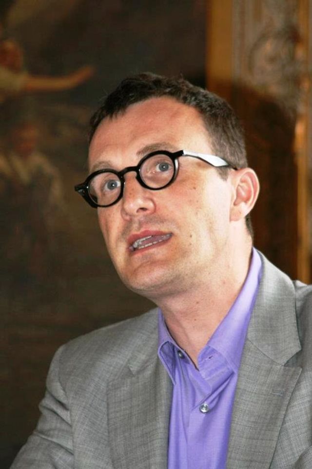 Smet 'Eén stad, Brussels onderwijscurriculum en openluchtzwembad' BRUZZ