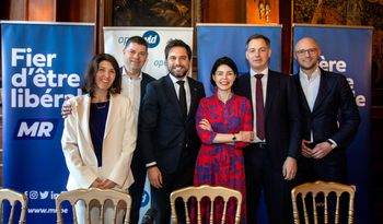 6 maart 2024: persconferentie Brusselse lijstvorming verkiezingen MR-Open VLD: Alexia Bertrand, Tom Ongena, Georges-Louis Bouchez, Valérie Glatigny, Alexander De Croo en David Leisterh.