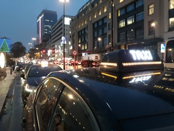 Taxi betoging Rogier2.jpg
