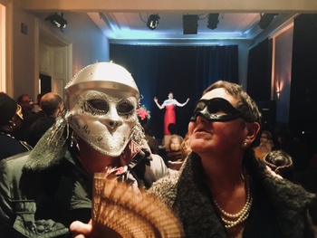 opera en maskers in Elzenhof