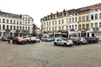 wildparkeren gemeenteplein molenbeek