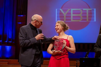 Sarah Bayens winaares Belgian Young Talent