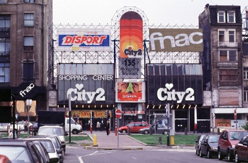 Het winkelcentrum City 2 aan het Rogierplein in 1992