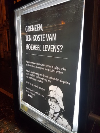 In verscheidene steden van het land zijn op zondagavond 22 november 2020 advertentieruimtes gekaapt voor een affichecampagne, waarbij gerechtigheid wordt geëist voor de Iraaks-Koerdische peuter Mawda