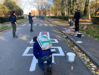 Van Vollenhovenlaan_1030/0_autovrije straat_parkeerplaatsen