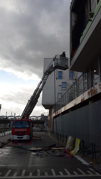 Brand aan school Mariemontkaai